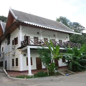 https://namkhan-riverside-hotel.hotelsluangprabang.com